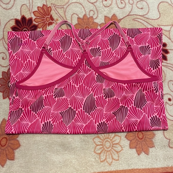 Champion - Picture 4 of 8